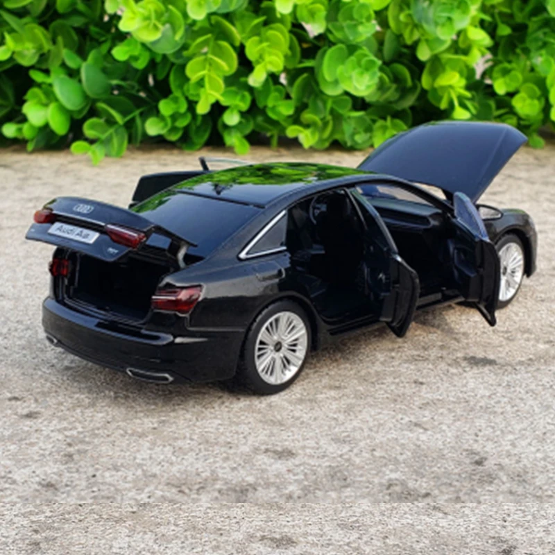 1:32 AUDI A6 lega auto diecast e veicoli giocattolo modello di auto giocattolo in metallo alta simulazione suono e luce collezione giocattolo regalo