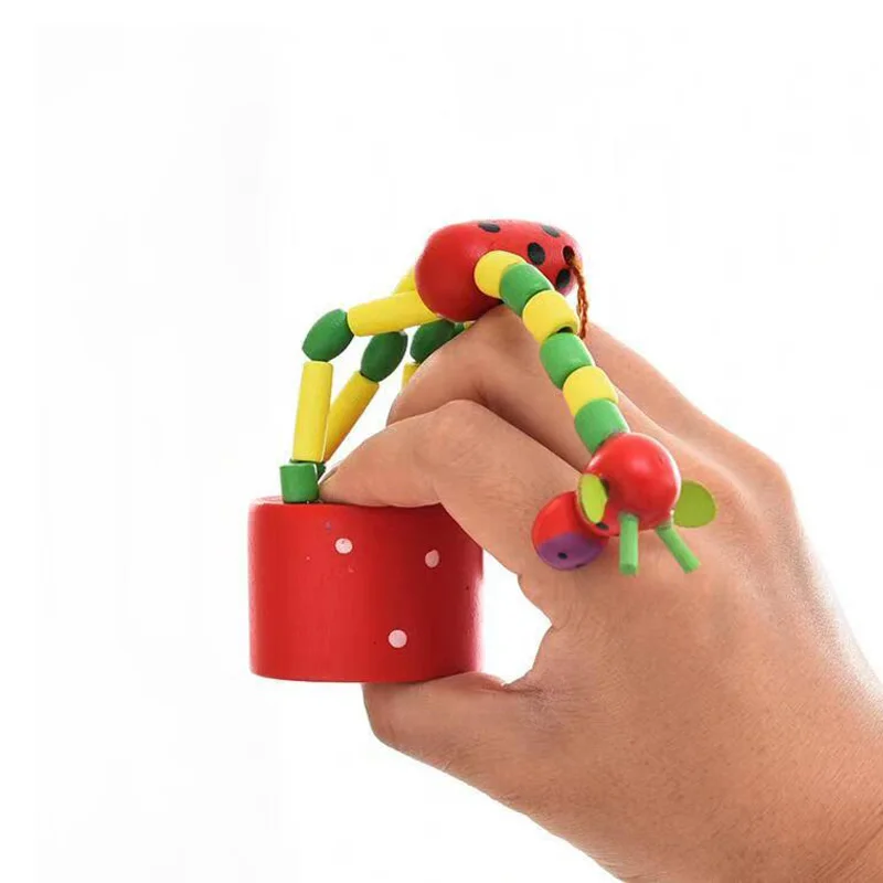 2PCS Nette Bunte Holz Giraffe Pull Spielzeug Finger Puppen Für Kinder Schaukel Tanzen Tiere Party Favors Bifthday Geschenke jungen Mädchen
