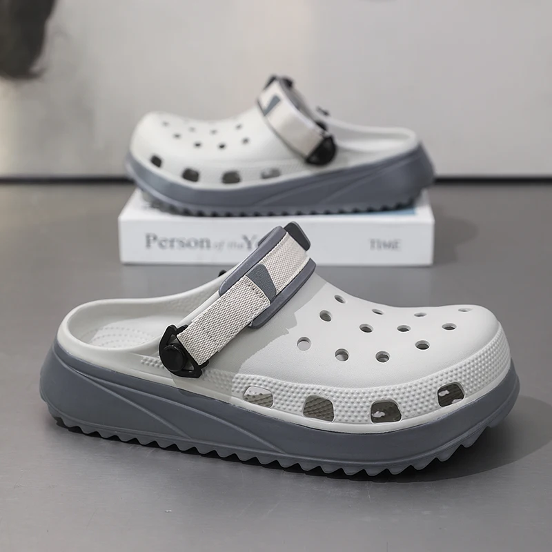 Casual Clogs Men 2026 New Trendy Summer Beach Sandals for Men Thick-bottom EVA Garden Shoes Closed-toe Fashion Slippers for Men