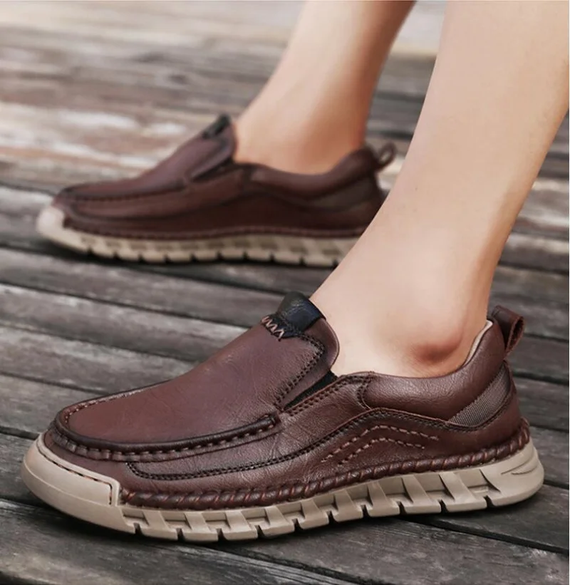 Nieuwe Heren Casual Schoenen Handgemaakte Lederen Loafers Comfortabele Heren Schoenen Kwaliteit Pu Lederen Heren Sneakers