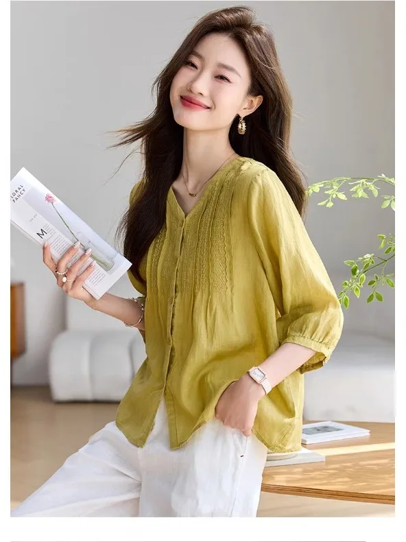 Letnia moda wysokiej jakości koszula haftowana dla kobiet Koreański styl Dekolt w serek Ochrona przed słońcem Jednolity kolor Klasyczna bluzka Damskie topy