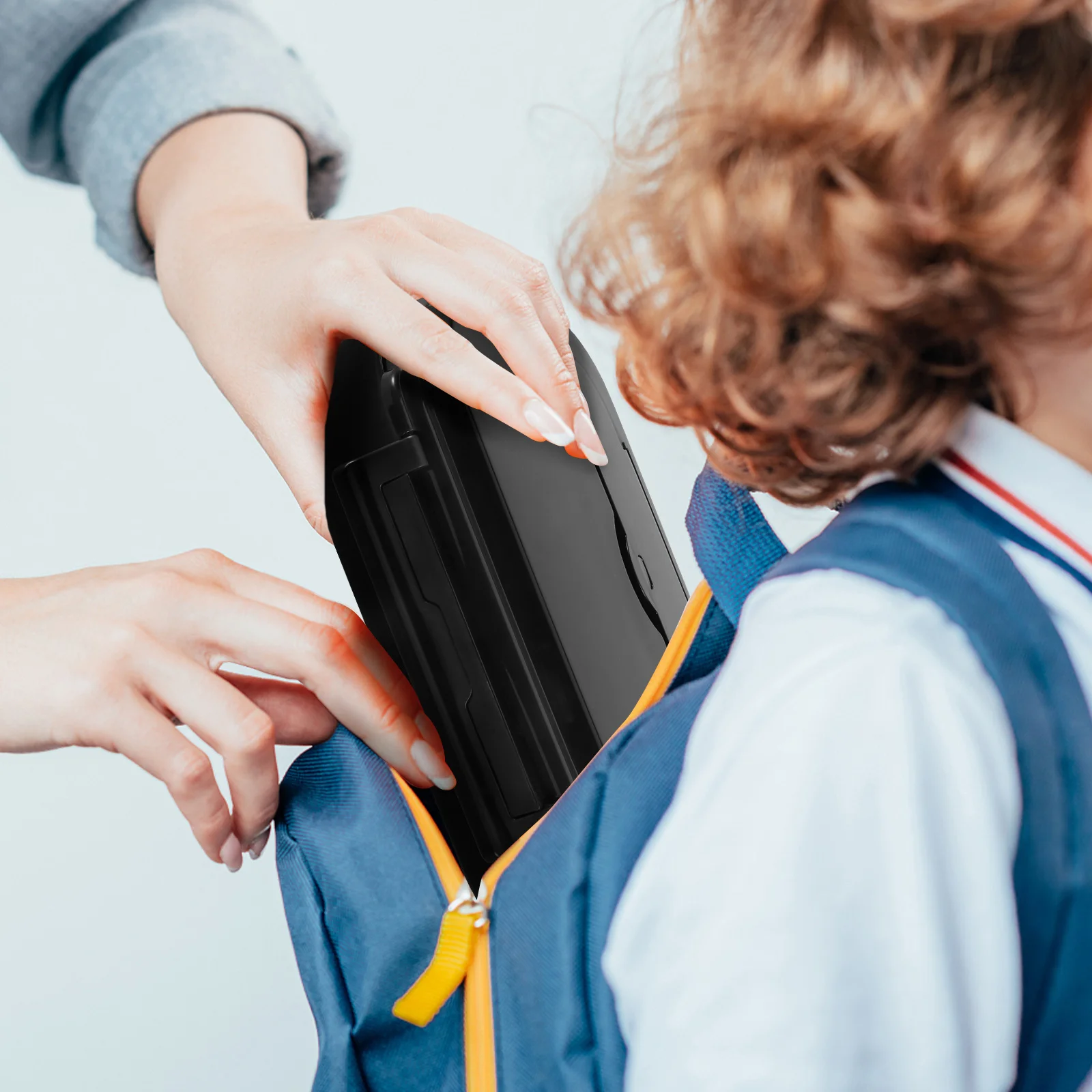 

1 set 1 Set 2000Ml Black Insulated Lunch Box Food Serving Plate Thermal Dining Container For Students Workers Home Kitchenware