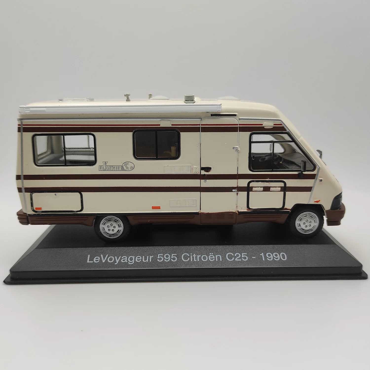

Литой под давлением IXO, масштаб 1:43, Levoyageur 595 Citroen C25-1990, классическая ностальгическая модель автомобиля из сплава, Коллекционная игрушка, подарочные украшения для дисплея