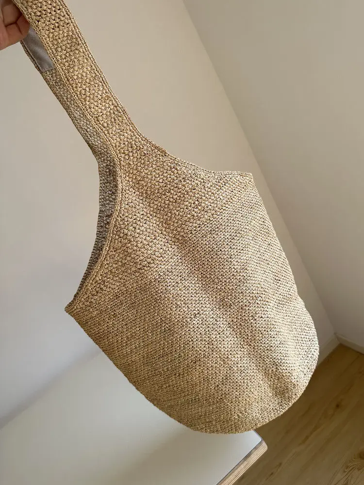 Rattan Bucket Bag for Women Handwoven Raffia Beach Bag Summer Large Capacity Shoulder Bag