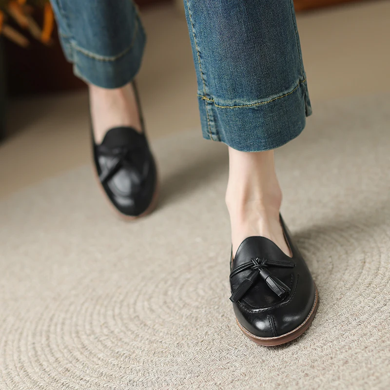 

Soft Genuine Leather Round Toe Loafers Women Tassels Flats Slip On Simple Flat Shoes Lady Mules Spring Autumn Women Fringe Flats