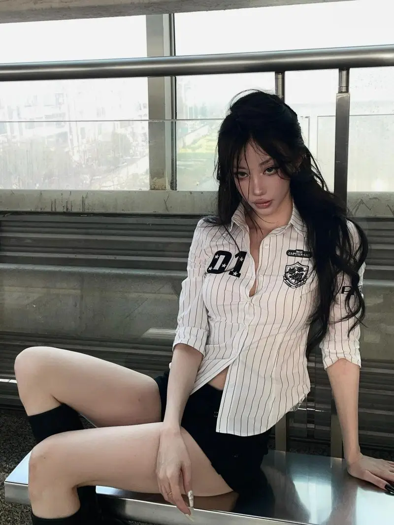 American Retro Black White Stripes Long Sleeve Short Shirt Women Summer High Sensation Waist Cinching College Style Top