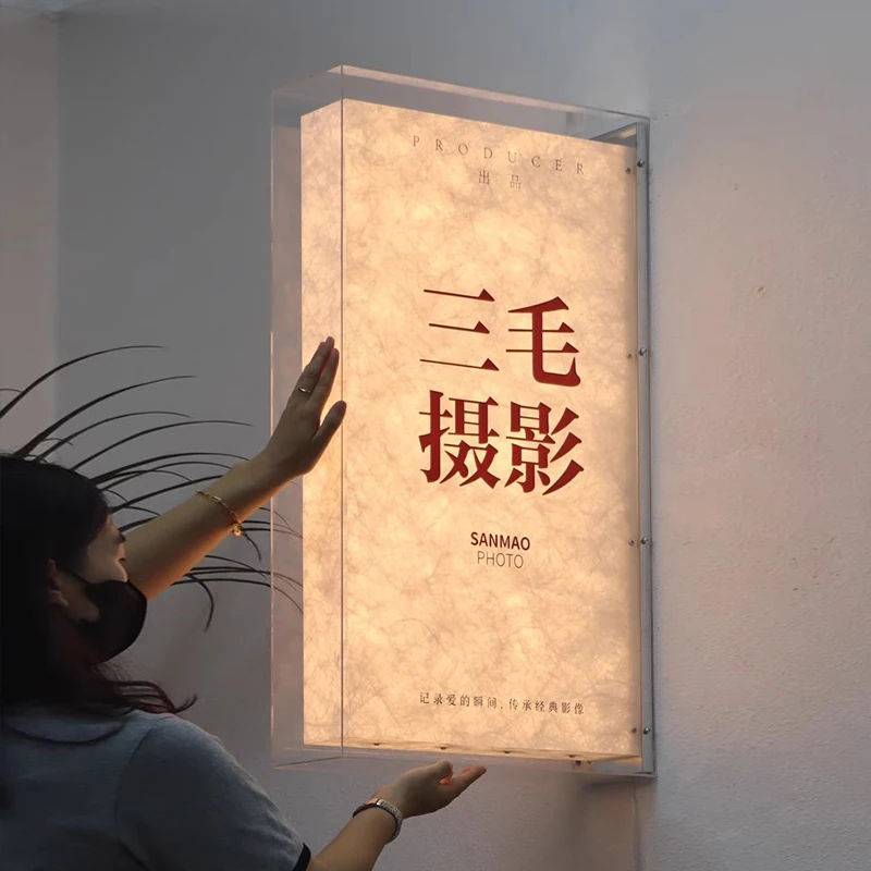 

Customized high-brightness metal light box signs, wall-mounted storefront signs, with hanging installation