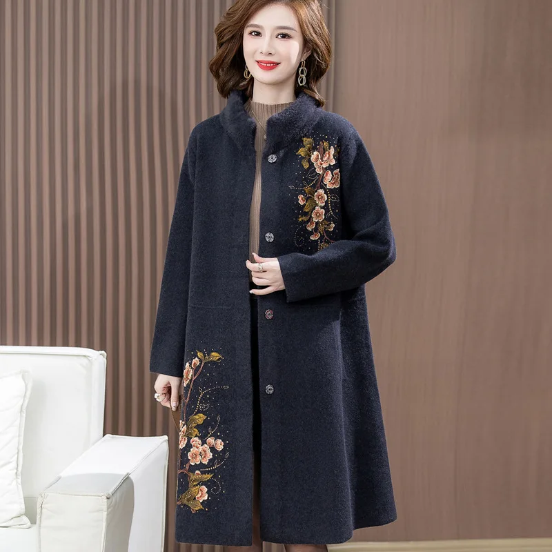 Middle-aged Women Embroidery Coat Thicken Warm Chinese Traditional Embroidered Winter Jacquard Overcoat Long Jacket Oversize 6XL