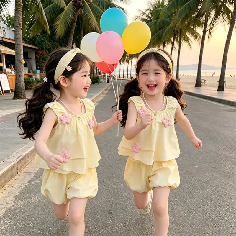 

Lovely 2Pcs Baby Girls Clothes Square Neck T Shirt And Puffed Short Pants Set For Outdoor Activity A2UB