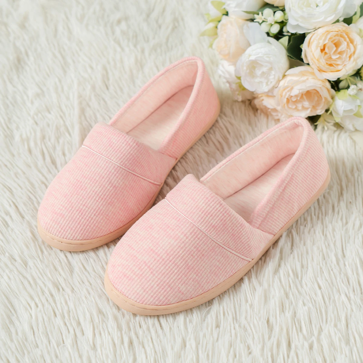 

Women's Home Slippers Fully Covered Anti-slip warmth Can Used Outdoors Non-slip Suitable For All Seasons