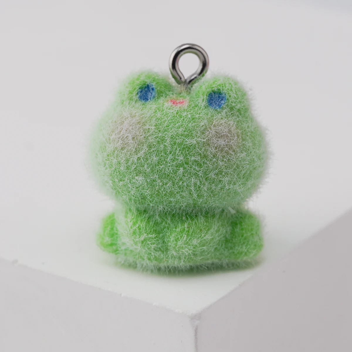 30pcs New Cute Plush Little frogs Charms Flocked resin animals Pendant for  Bag keychain DIY crafts Jewelry make fittings