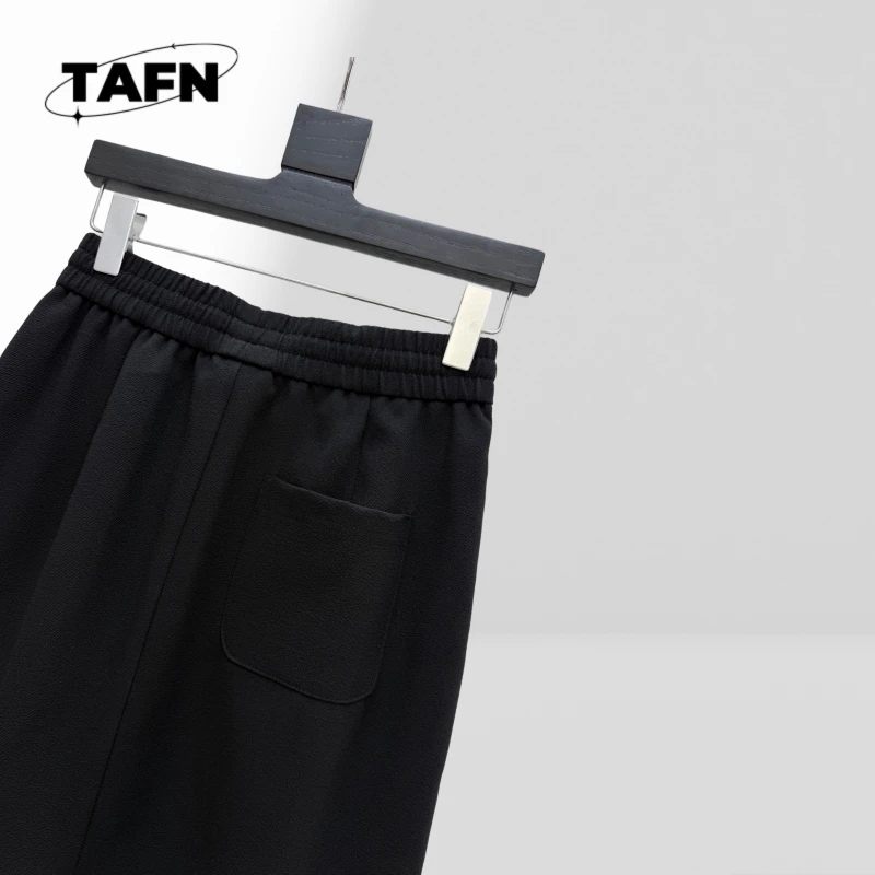 กระโปรงพื้นผิวขั้นสูงสวยงามเข้ากันกับกระโปรงผ้าขนสัตว์หรูหราสําหรับผู้หญิง – อบอุ่นและมีสไตล์สําหรับฤดูใบไม้ร่วงและฤดูหนาว 1302