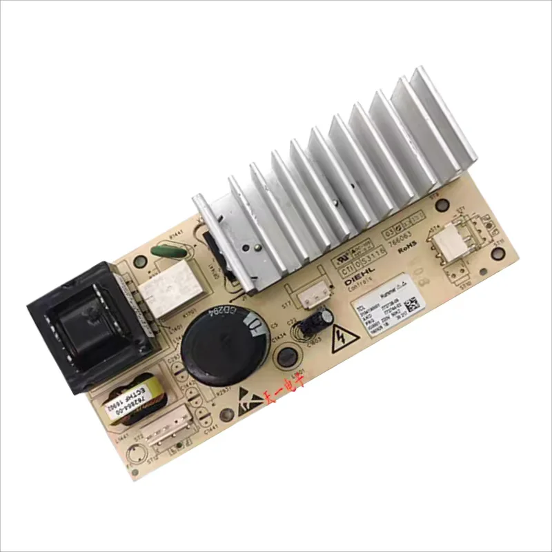 

Используется для стиральной машины TCL. Плата управления переменной частотой. Плата привода двигателя 3C102-000298.