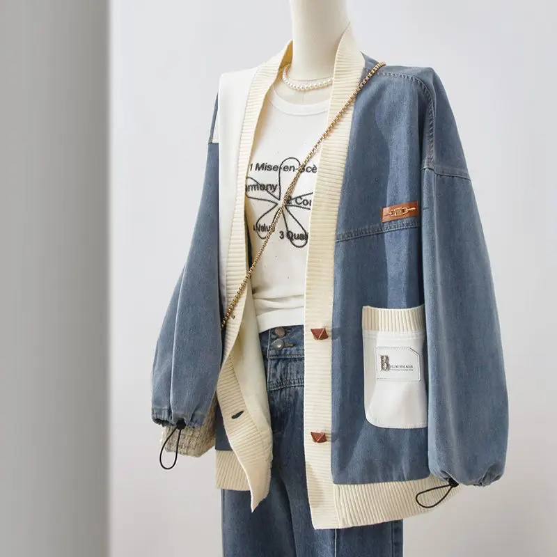 

Джинсовая куртка больших размеров с потертостями | Модный лоскутный бомбер для женщин