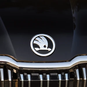 Auto -Front -Deckungs -Emblem -Substitutionskleber, Heck -Emblema Skoda Yeti Vris Stem, Fast, Octavia, A5, A7, Kodiaq, Karoq, Kamiq, Fabia, 2 PCS 12 Hauptverkäufe LED Kombi Lighthouse - №3