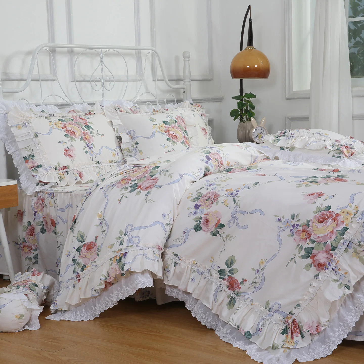 New Lace Ruffle Design Bedding Rose Printed Bedding Set Duvet Set King Size Cloth Cover Comforter Bedding Sets Linens