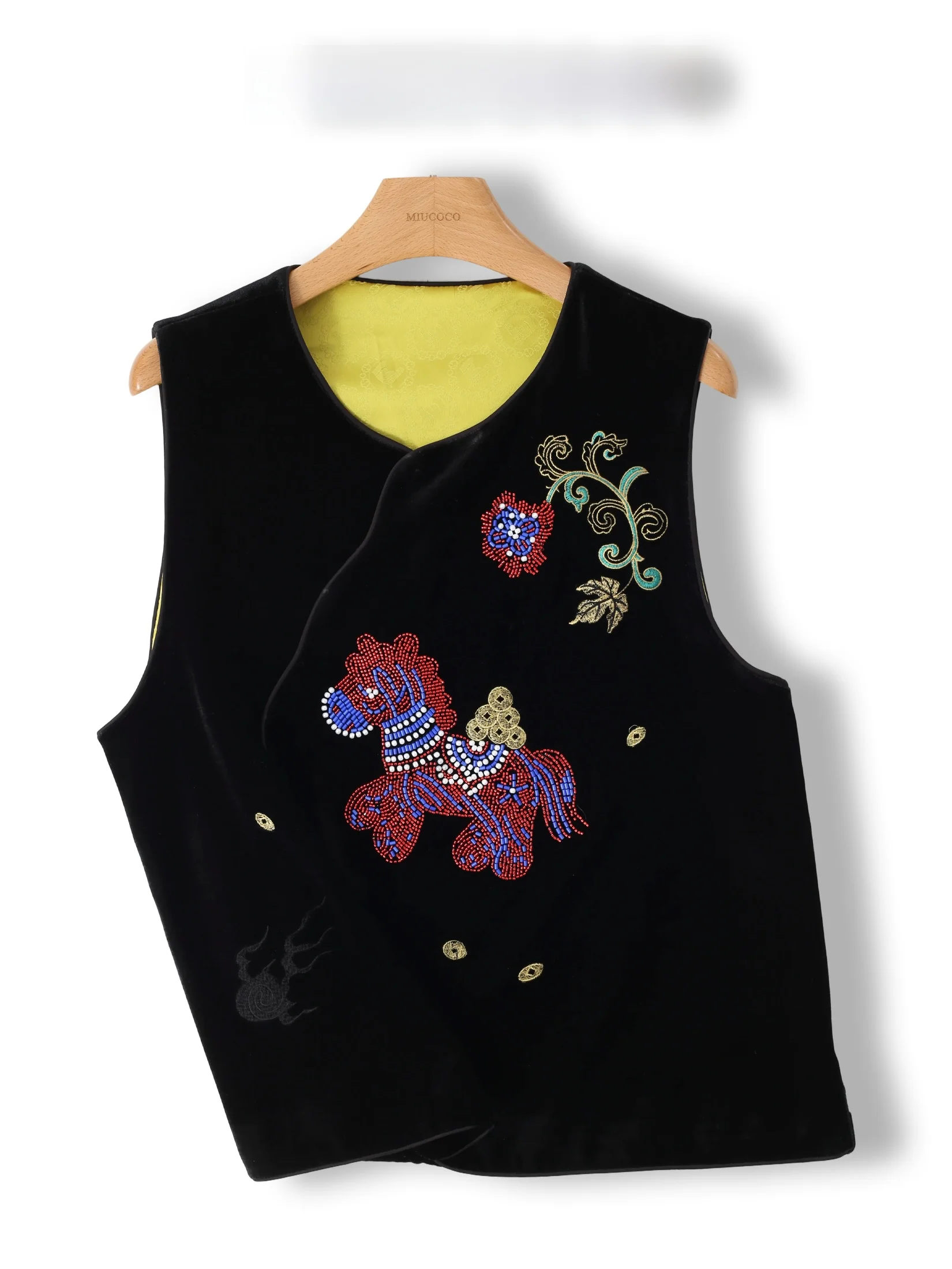 New Chinese Style Embroidered Velvet Loose Fit Women's Jacket Traditional Floral Pattern round Neck Single Button Closure