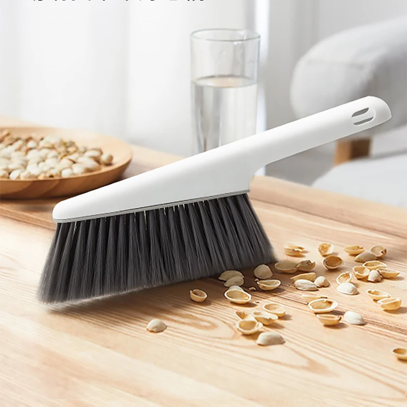 

Bed Sweeping Brush Household Sweeping Cleaning The Carpet Magic Soft Cute Internet Celebrity Children Furniture BL50CB