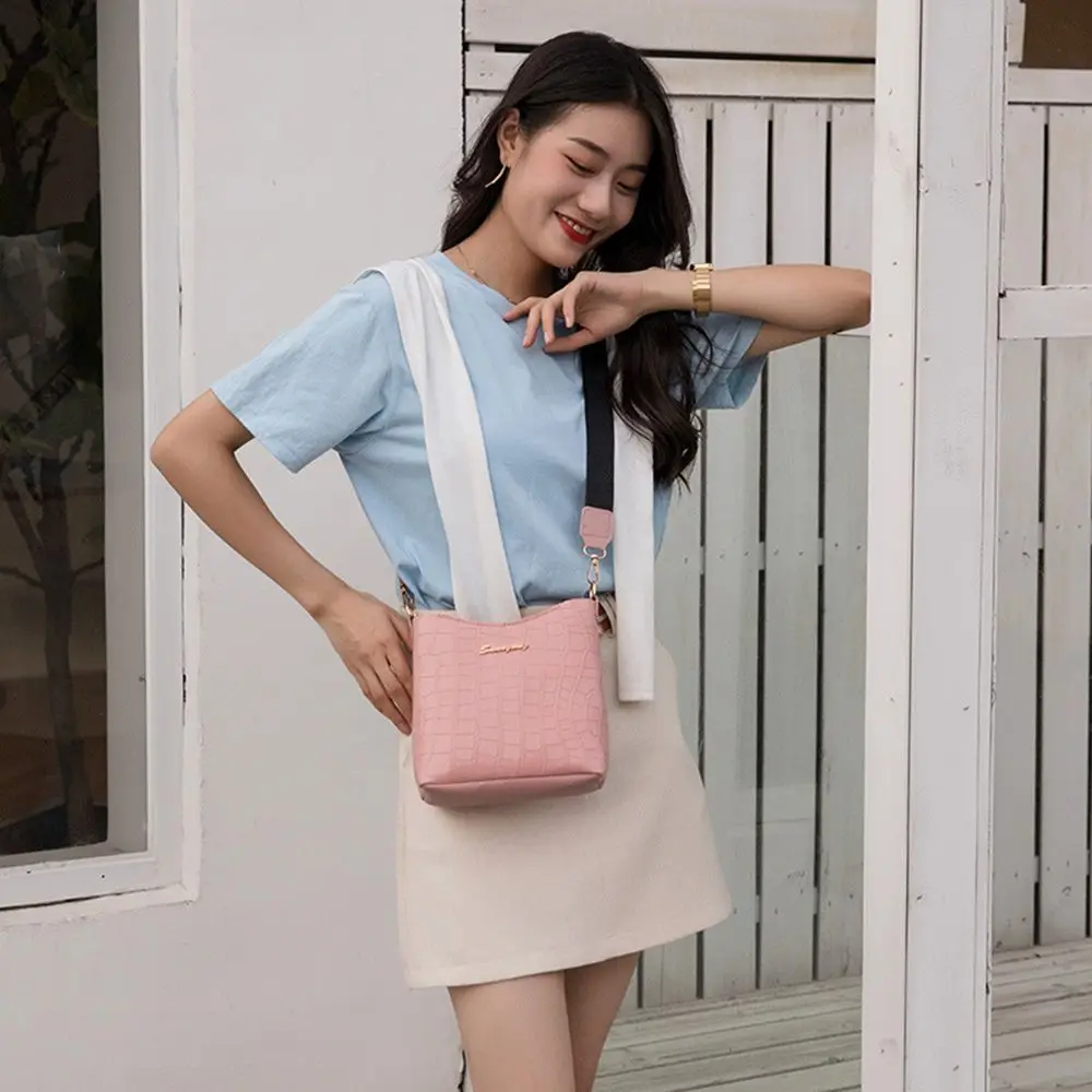

Small Crocodile Purse Fashion Ladies Crossbody Bucket Women Messenger Bag Female Shoulder Bag Handbags