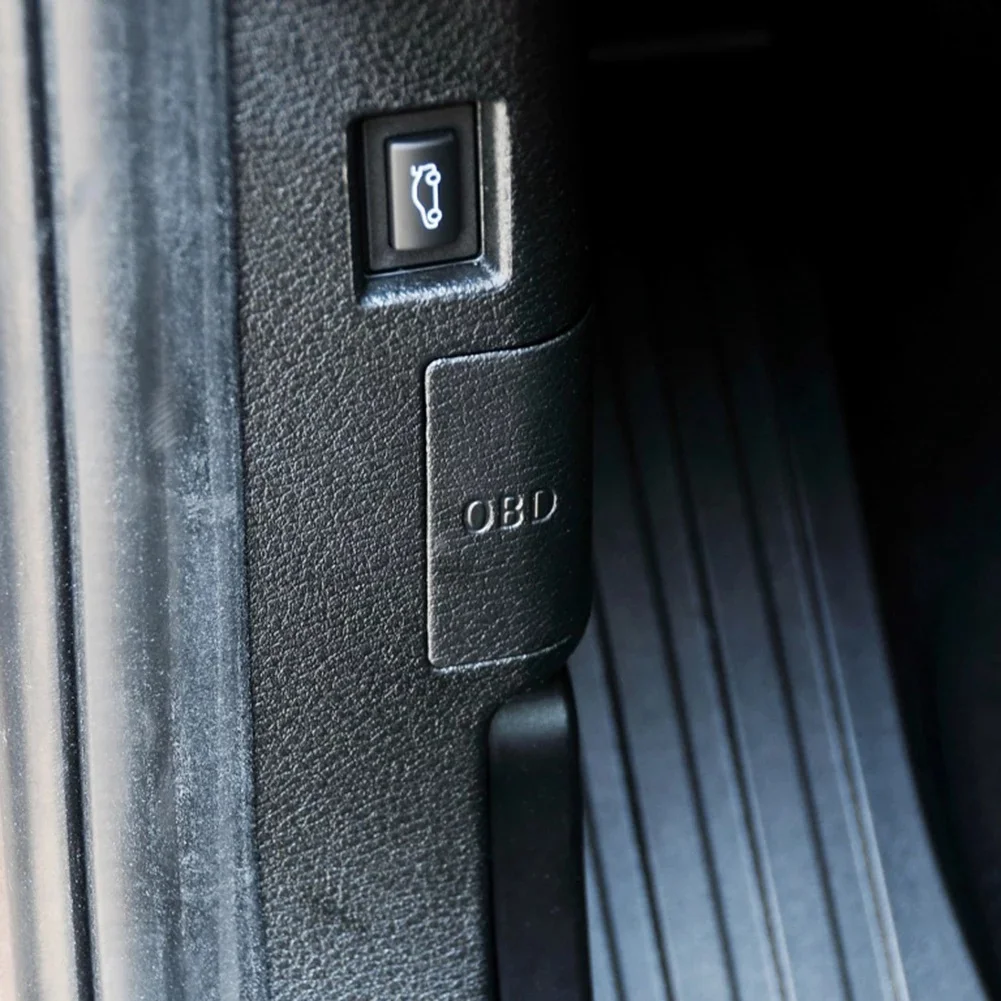 

Крышка диагностического порта OBD для BMW F25 X3 2011-2016, F26 X4 2013-2018, артикул 51439190686, черная-X67A