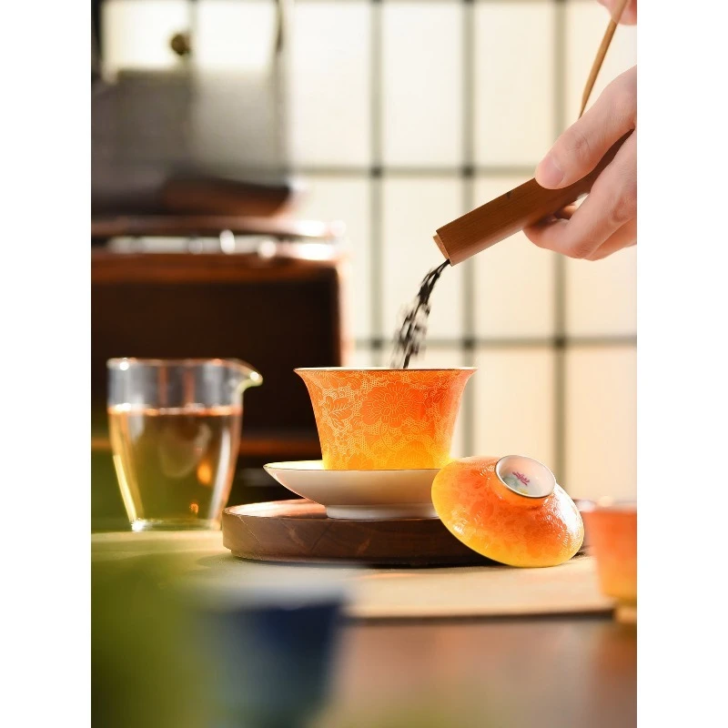 Pastel hand-painted Sancai cover bowl, high-end household personal kung fu tea set, set of tea cups, gifts