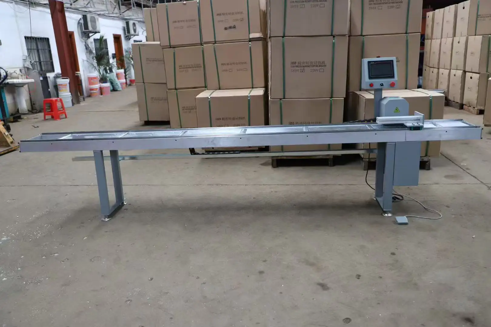 Bluetooth CNC Fixed Length Frame Automatic Measurement and Positioning Auxiliary Device for Door and Window Profiles