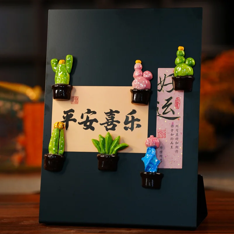 

Hand-Pinched Ceramic Cactus Succulent Cactus Refrigerator Magnet Decorative Cultural and Creative Small Ornament