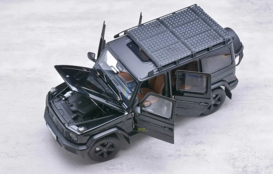 NOREV 1/18 Clase G G500 2024 SUV modelo de coche fundido a presión negro/azul juguetes regalos Hobby exhibición colección adornos