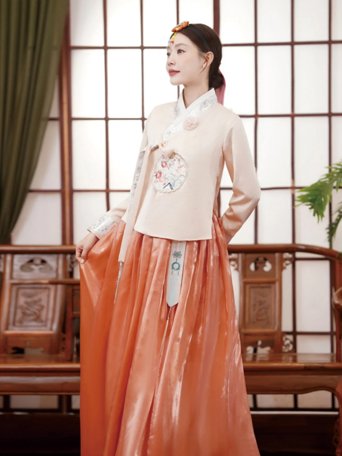 

Корейский традиционный придворный костюм для женщин, одежда для танцевальных выступлений, этнический народный костюм из полиэстера для фотосессий