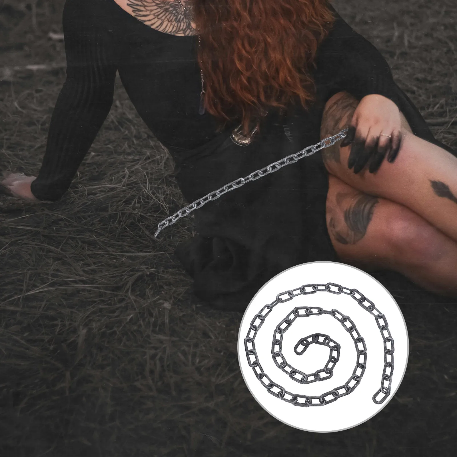 

Plastic Chain Prop Halloween Decoration Realistic Lifelike Design Easy Wear Spooky Atmosphere for Costume Party