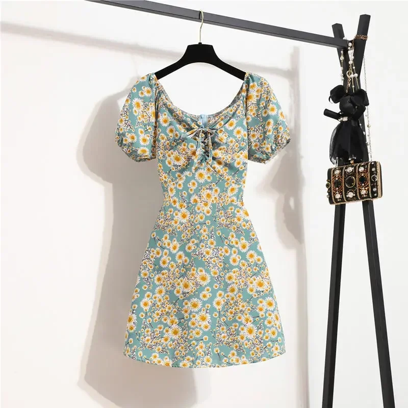 Elegant Petite Women's Short Skirt Puff Sleeve Waist-fitted Design Slimming Floral Dress