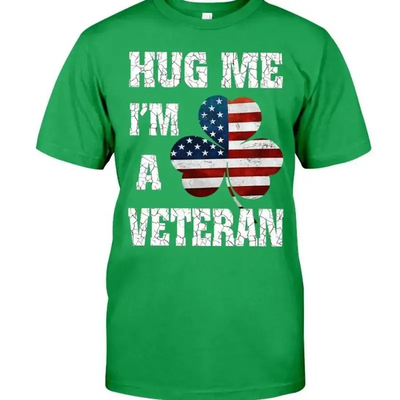 Umarme mich, ich bin ein Veteran, T-Shirt mit USA-Flagge und Kleeblatt_v4l_8