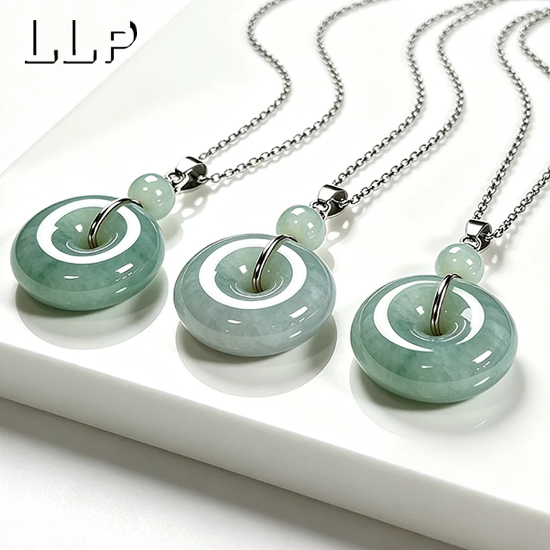 Natürlicher Myanmar-Jade-Friedensanhänger mit S925-Silber-Verschluss, ein Glücksbringer für viel Glück, geeignet als Geschenk für Frauen zum Tragen. – Detail 6