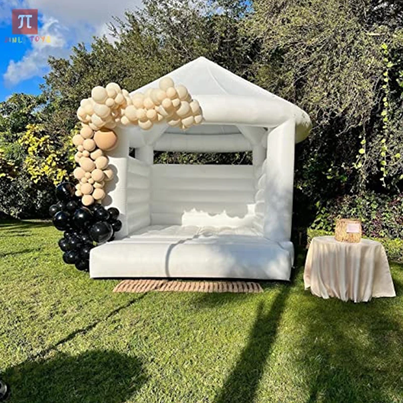 

inflatable white castle with big roof Birthday Wedding party playhouse Inflatable Slide Jumping Castle with Blower