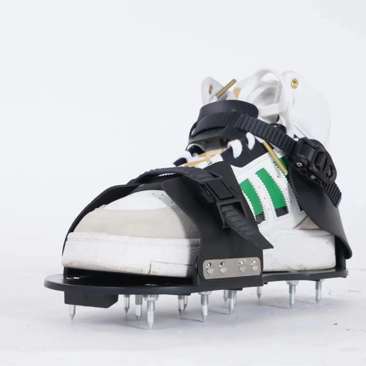 Lawn Aerator Shoes Convenient Spike Shoes for Cover Installation Overlays Floor Leveling Compounds Aerating Resinous Coatings