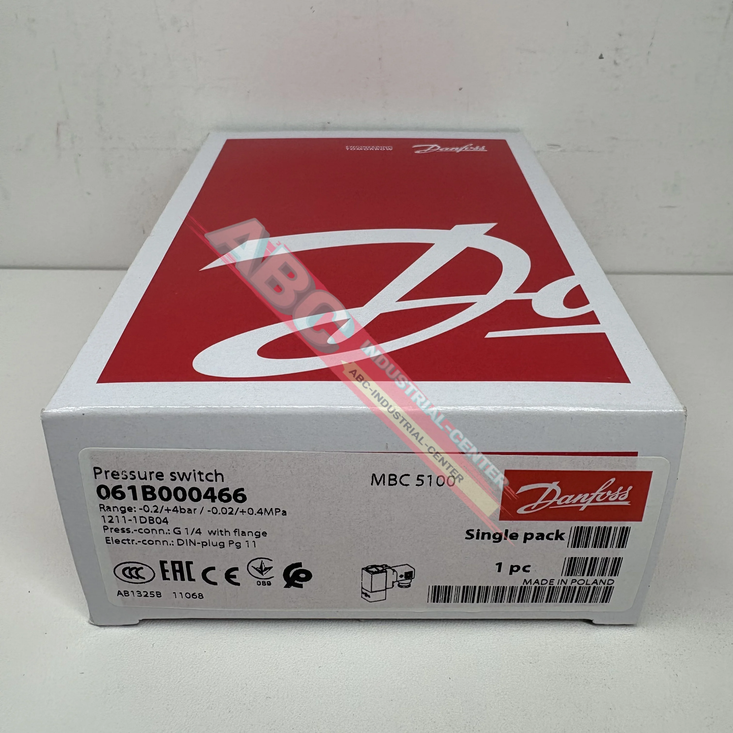 

Реле давления 061B000466 MBC5100 новый в коробке