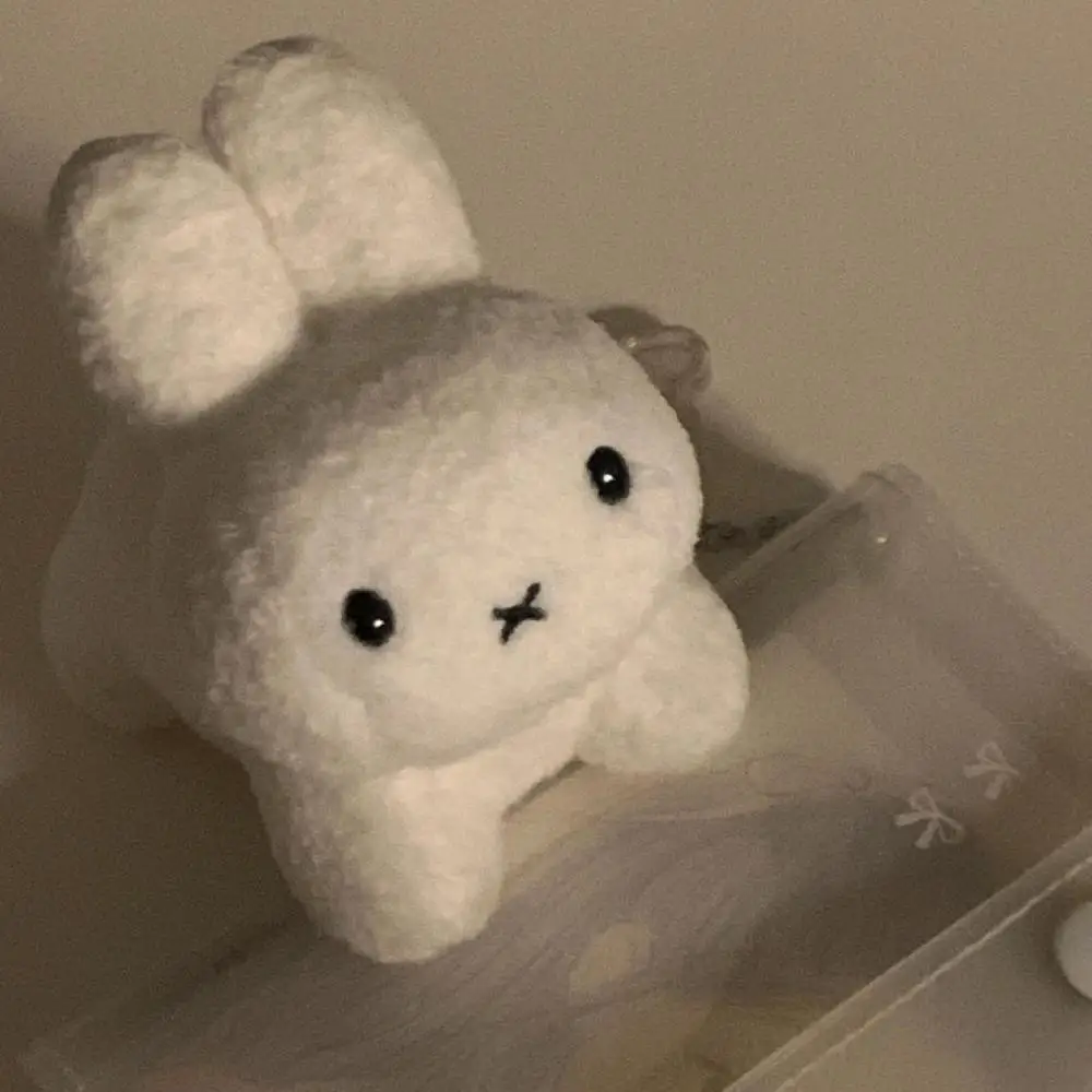 Estatueta de palmeira fofa de Miffy Super fofa mini coelho branco brinquedo de pelúcia pingente Kawaii, o melhor presente para amigos