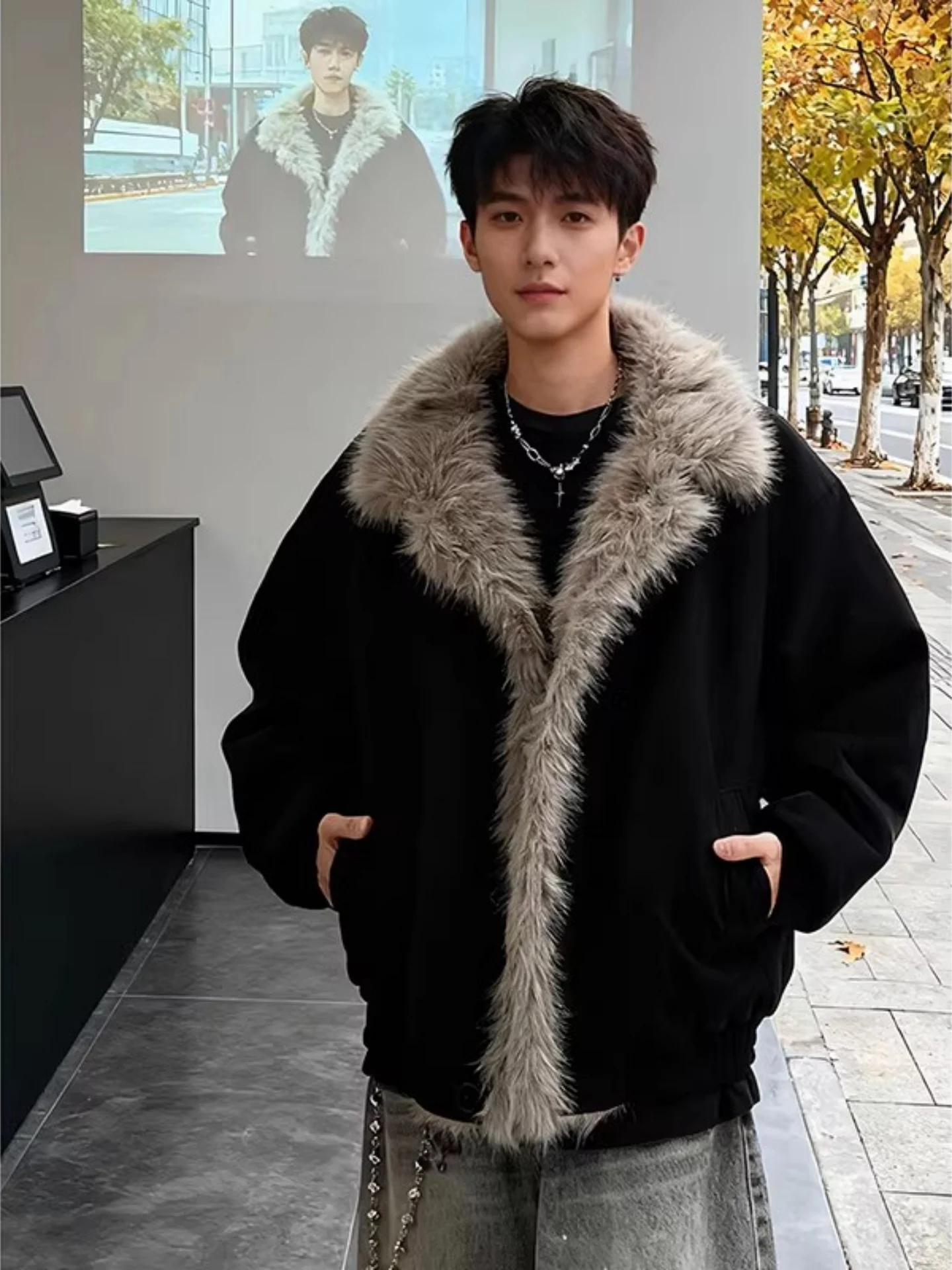 

Мужская зимняя куртка из искусственной замши с меховым воротником, модная молодежная модель с наполнителем из полиэстера, длинными рукавами и застежкой-молнией