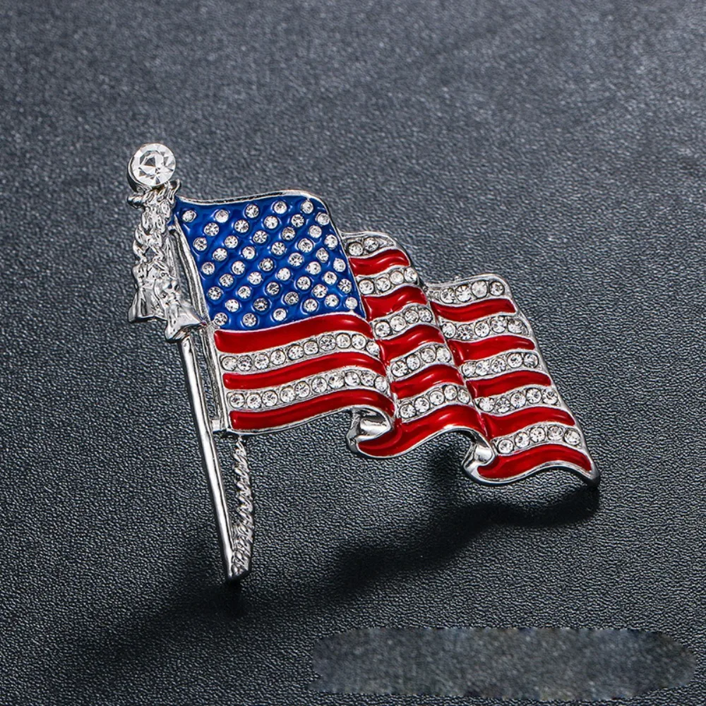 Crystal Trump Brooch with The USA Flag Word Brooch Pin Souvenir for United States of Presidential Election Clothing Accessories