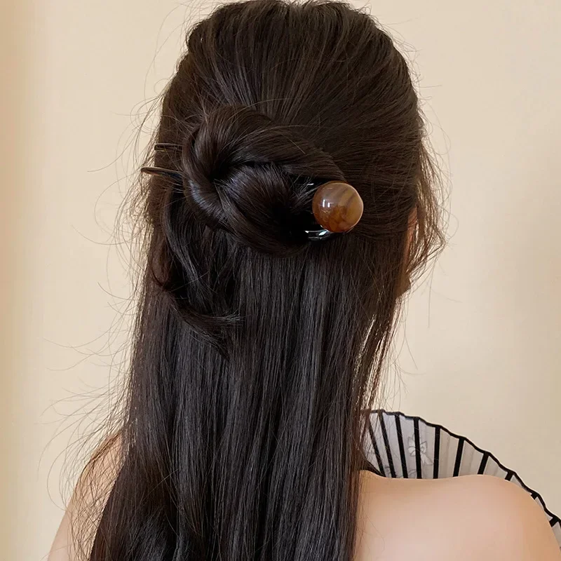 

U-Shaped Resin Round Wave Geometric Hair Sticks for Women Vintage Brown Pattern Acrylic Chopsticks Luxury Hairpins Hair Fork