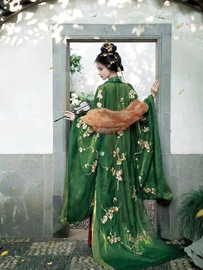 Vintage Gold Thread Embroidery Hanfu Dress | Red Green Contrast Hezi Skirt for Women Carnival Cosplay 2026