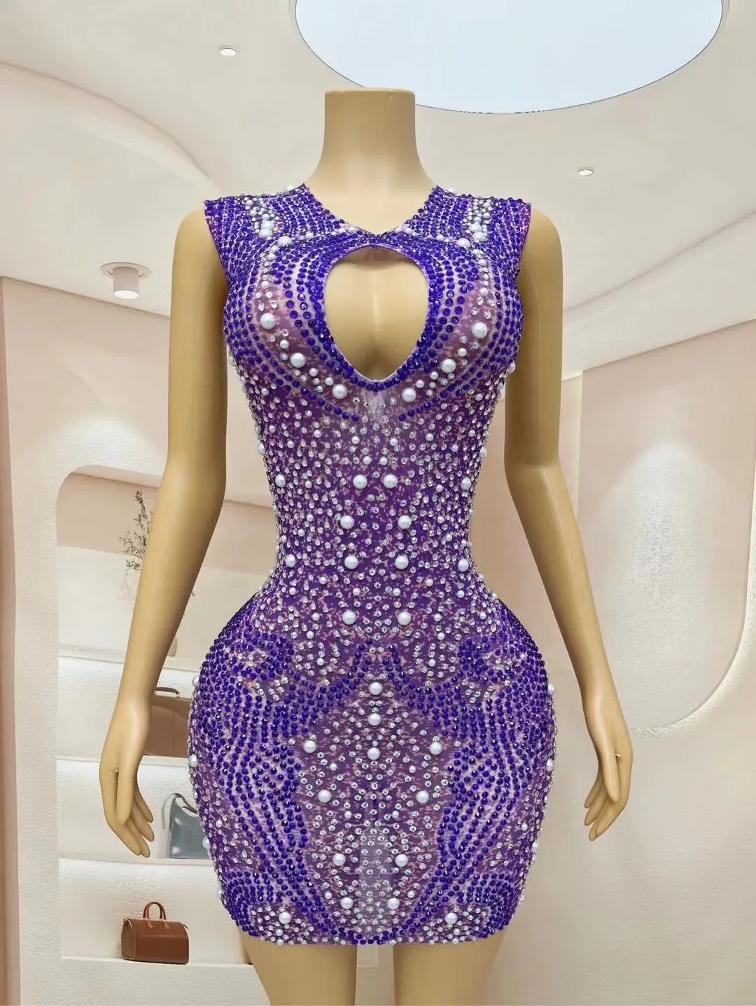 

Luxury Sparkly Diamond Short Prom Dresses For Black Girls Birthday Party Formal Gowns Halter Sexy Mini Cocktail Homecoming
