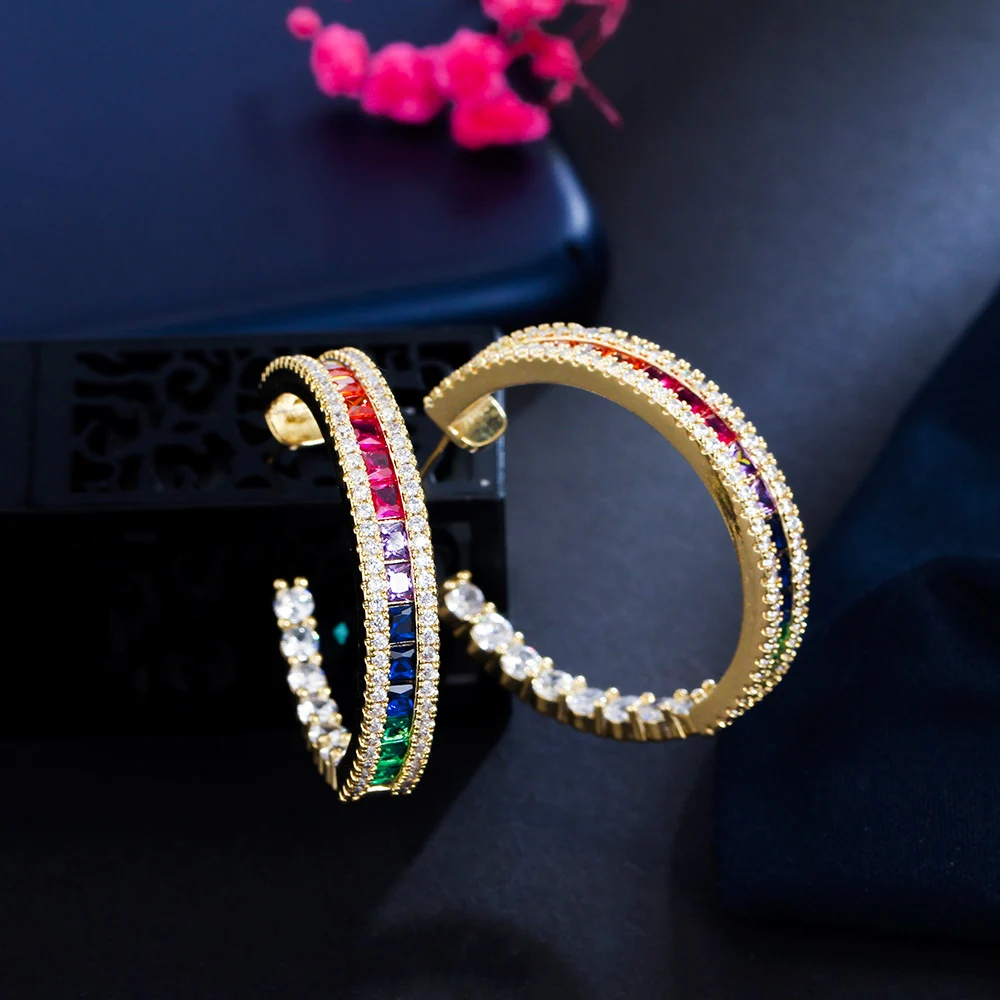 CWWZircons Trendige Bunte Regenbogen-Kubikzirkonia Große Goldfarbene Runde Creolen für Frauen Boho Alltag Party Schmuck E0813 – Detail 8