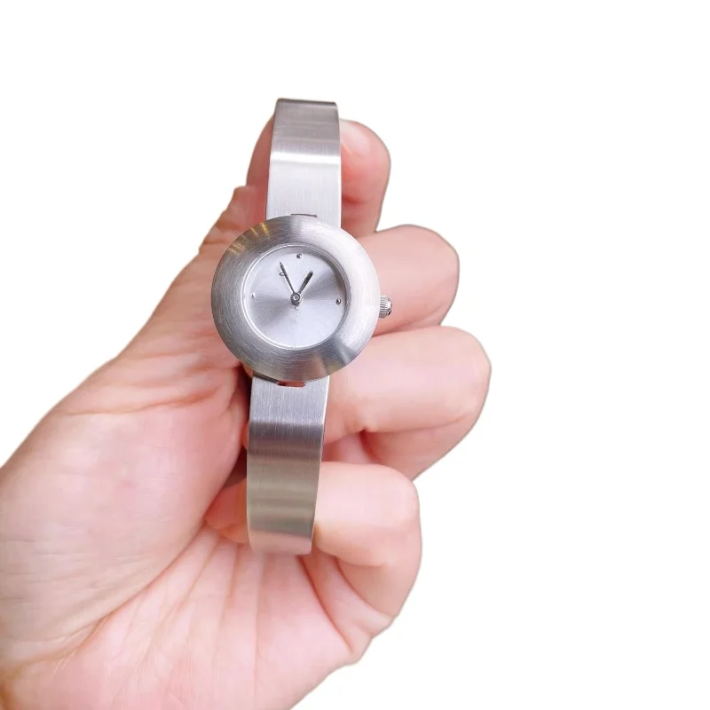 

High-grade pure steel quartz watch women's simple exquisite high-grade sense bracelet waterproof