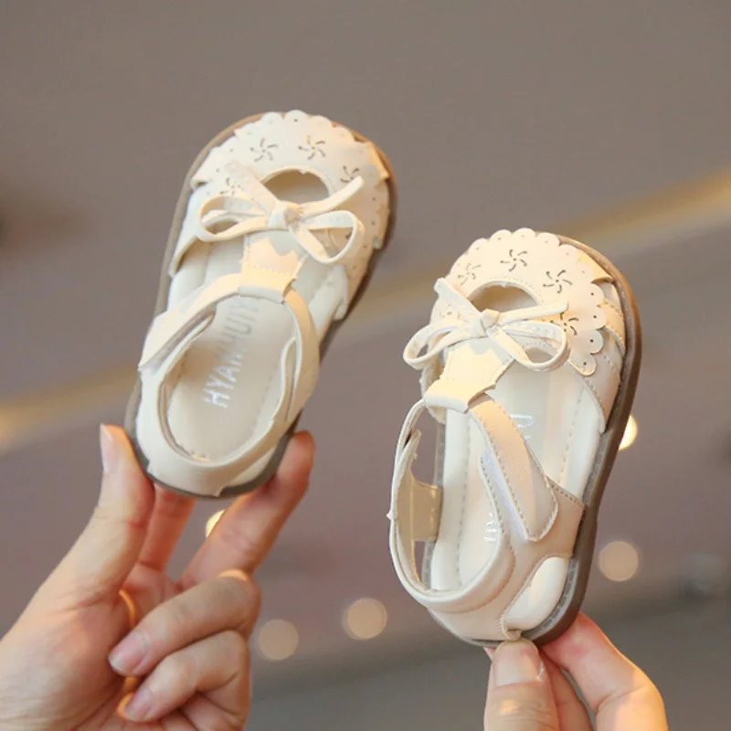 Kleinkind Freizeitsandalen Süße Schleife Atmungsaktive Baby-Lauflernschuhe Rutschfeste Weiche Sohle 2026 Neue Mädchen Sommerschuhe Modisch Trendig – Detail 6