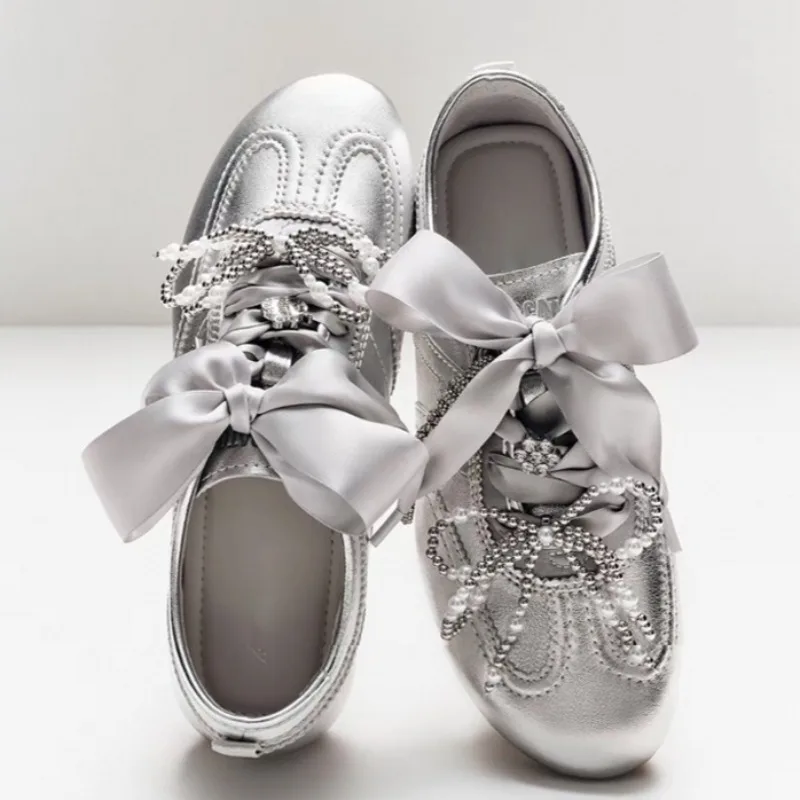 

2026 New Women's Shoes Sweet Style Moral Training Shoes for Woman Exquisite Bow Casual Sneakers Designer Shoes Zapatillas Mujer