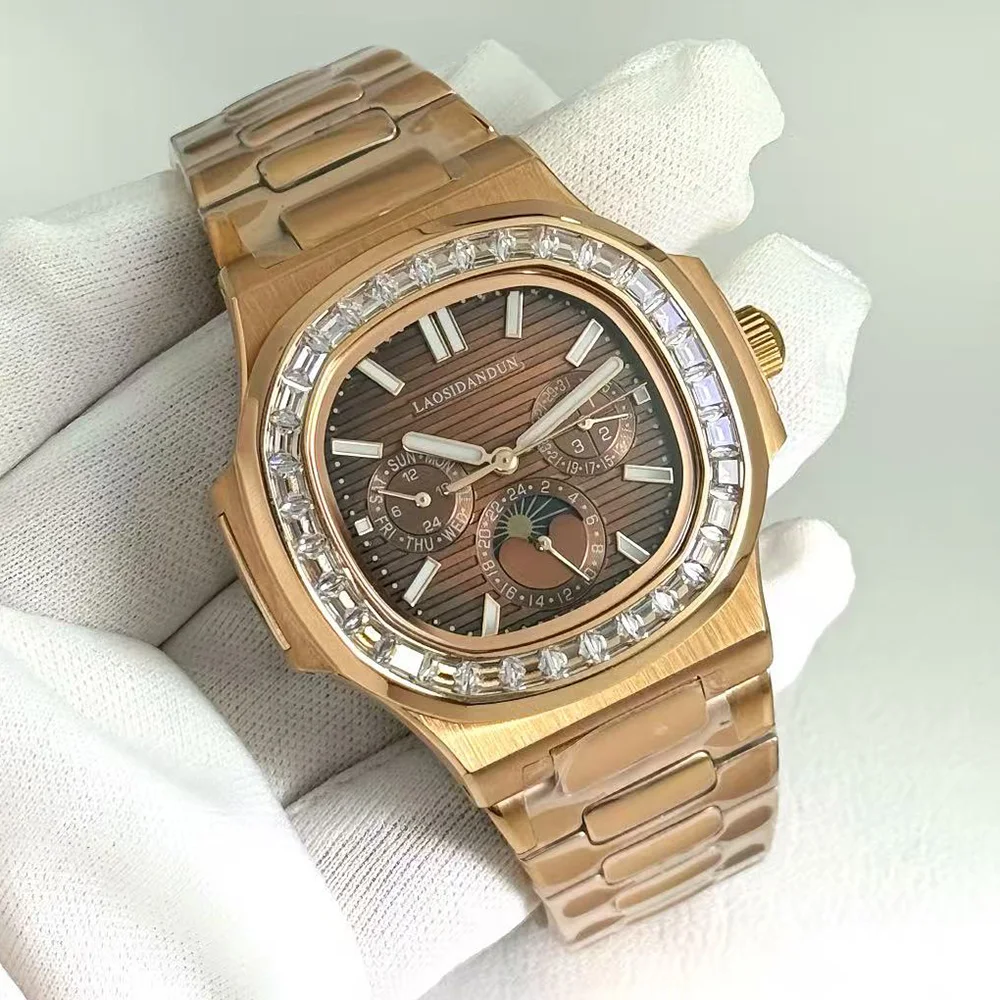 2025 حركة أوتوماتيكية صينية جديدة من الذهب الوردي للغوص متعددة الوظائف صورة الشمس والقمر ساعة ميكانيكية مربعة للرجال