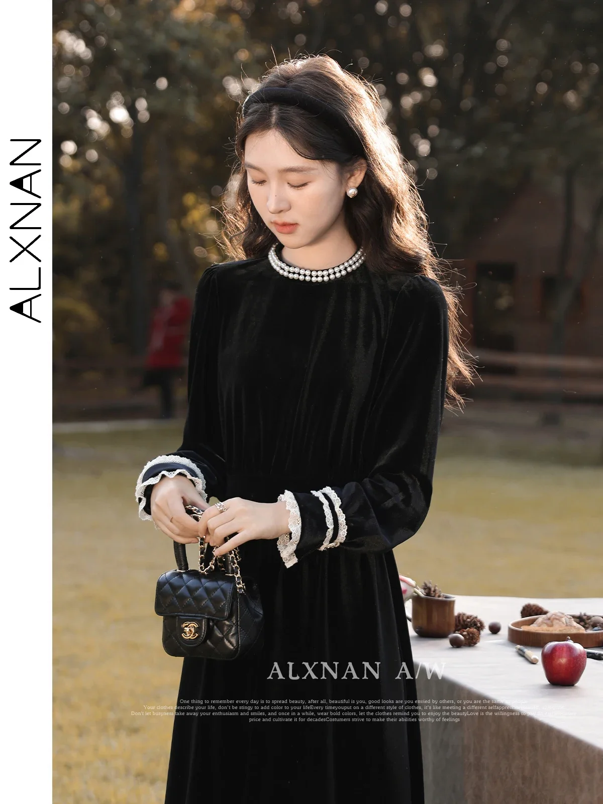 ALXNAN Elegant Black Velvet Dress 2024 Autumn Fashion Commuter Round Neck Patchwork Long Sleeve A-line Midi Dress Women L330198