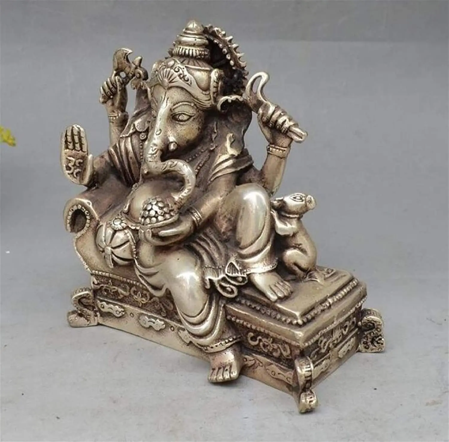 

Uongfi Buddha Copper Statue Lucky Tibet Silver 4 Arms Ganesh Elephant Mammon Buddha Mouse Statue