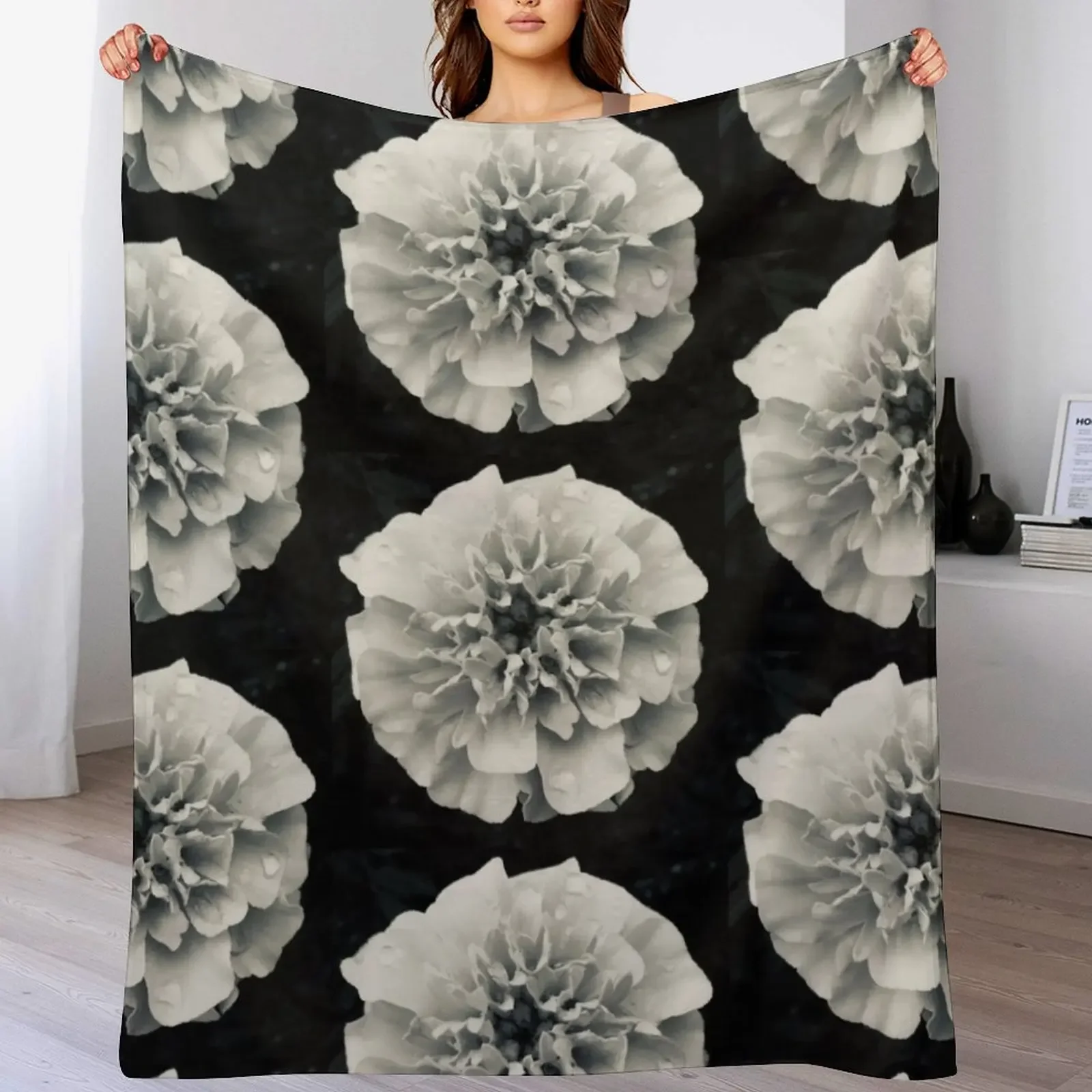 

Black and White Marigold Flower Throw Blanket Sofa Throw Bed Fashionable for winter Thins Blankets